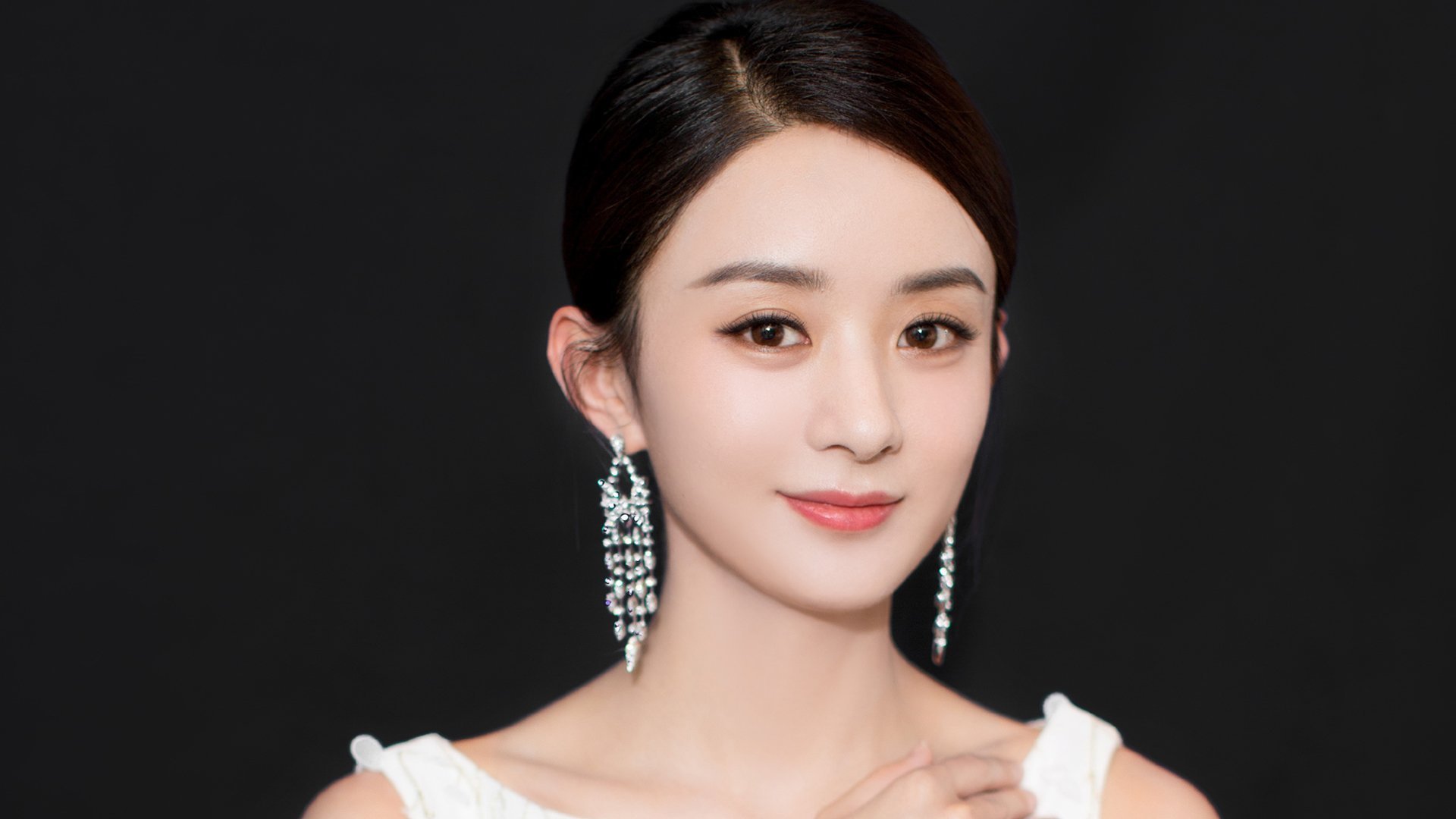 中国足球社会化服务体系逐步建立，惠及全民群众，中国足球整体改革方案