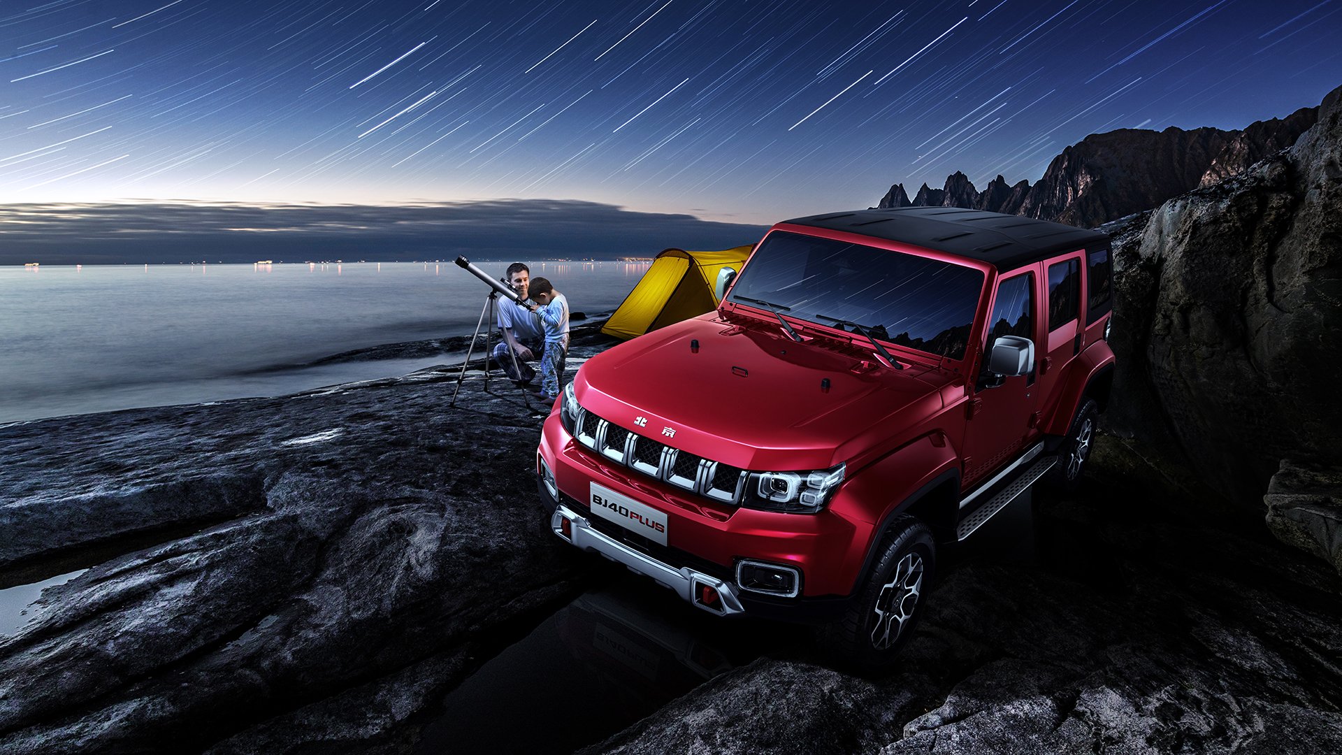 足球历史巡礼:从草地到现代化场馆的变迁,足球场的草地是真的还是假的