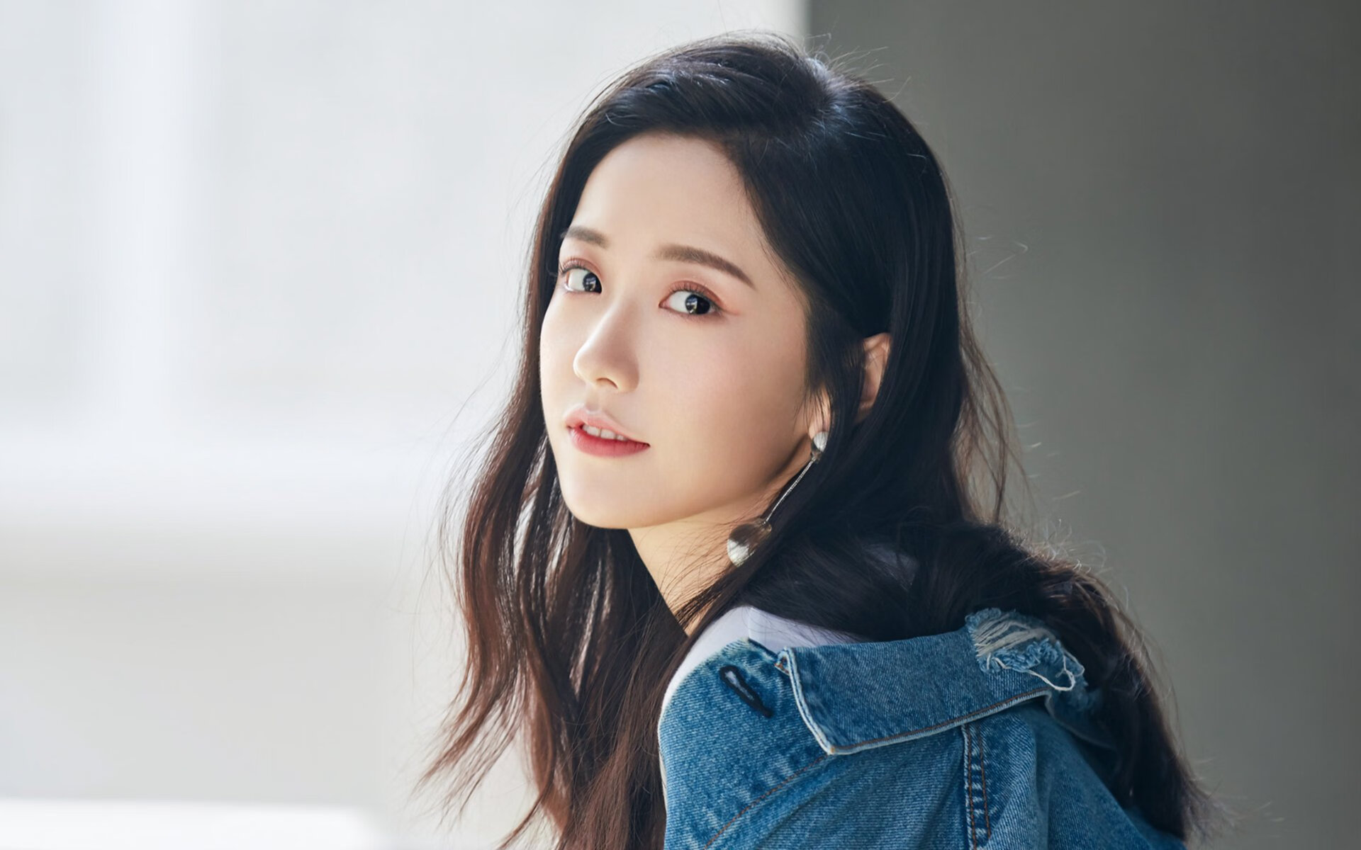 热那亚后卫关键时刻扑出对手射门，帮助球队守住胜利，热那亚最强阵容