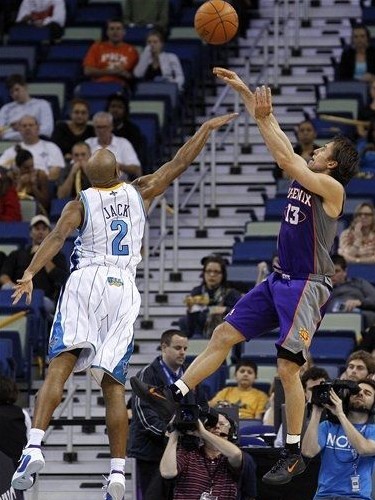 爱游戏体育:老将郜林转型解说员的专业知识与解说风格分析的简单介绍