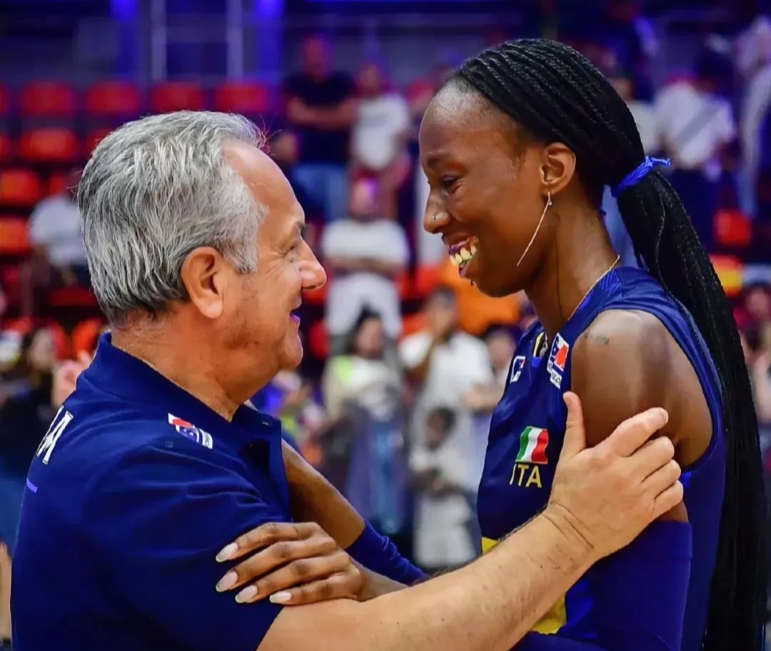 包含爱游戏体育：新时代的领军者：年轻教练如何带领球队的词条