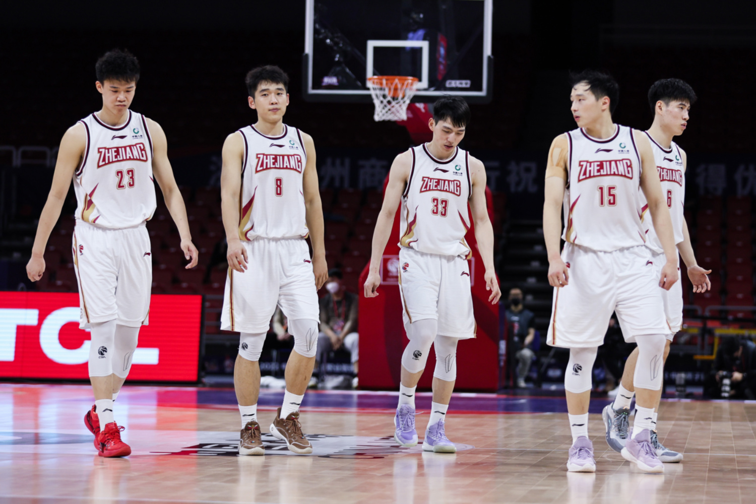 关于爱游戏体育：CBA新赛季战火重燃，各路豪强逐鹿中原的信息