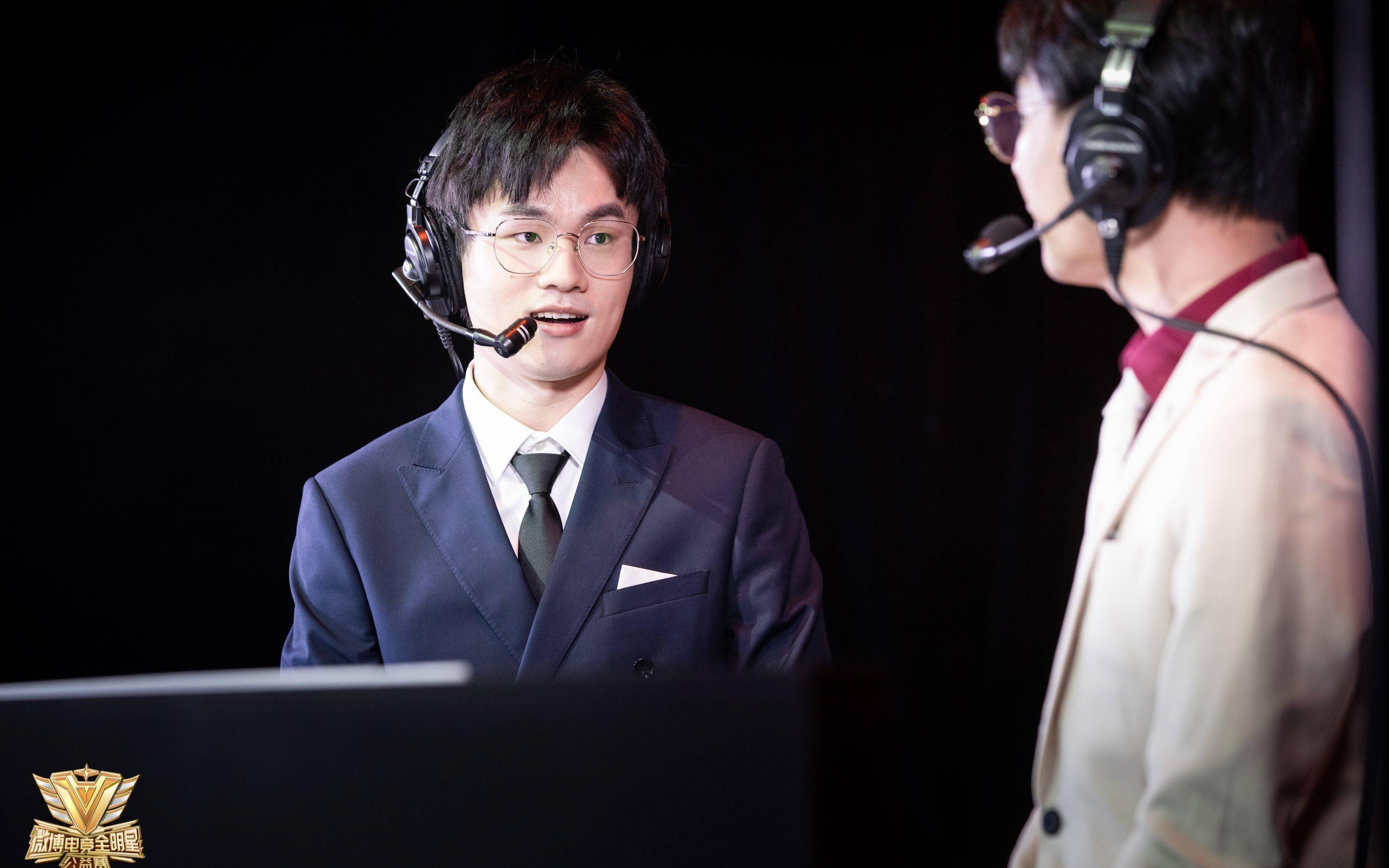 关于爱游戏体育:王者荣耀战队选手访谈：背后故事与成长历程的信息