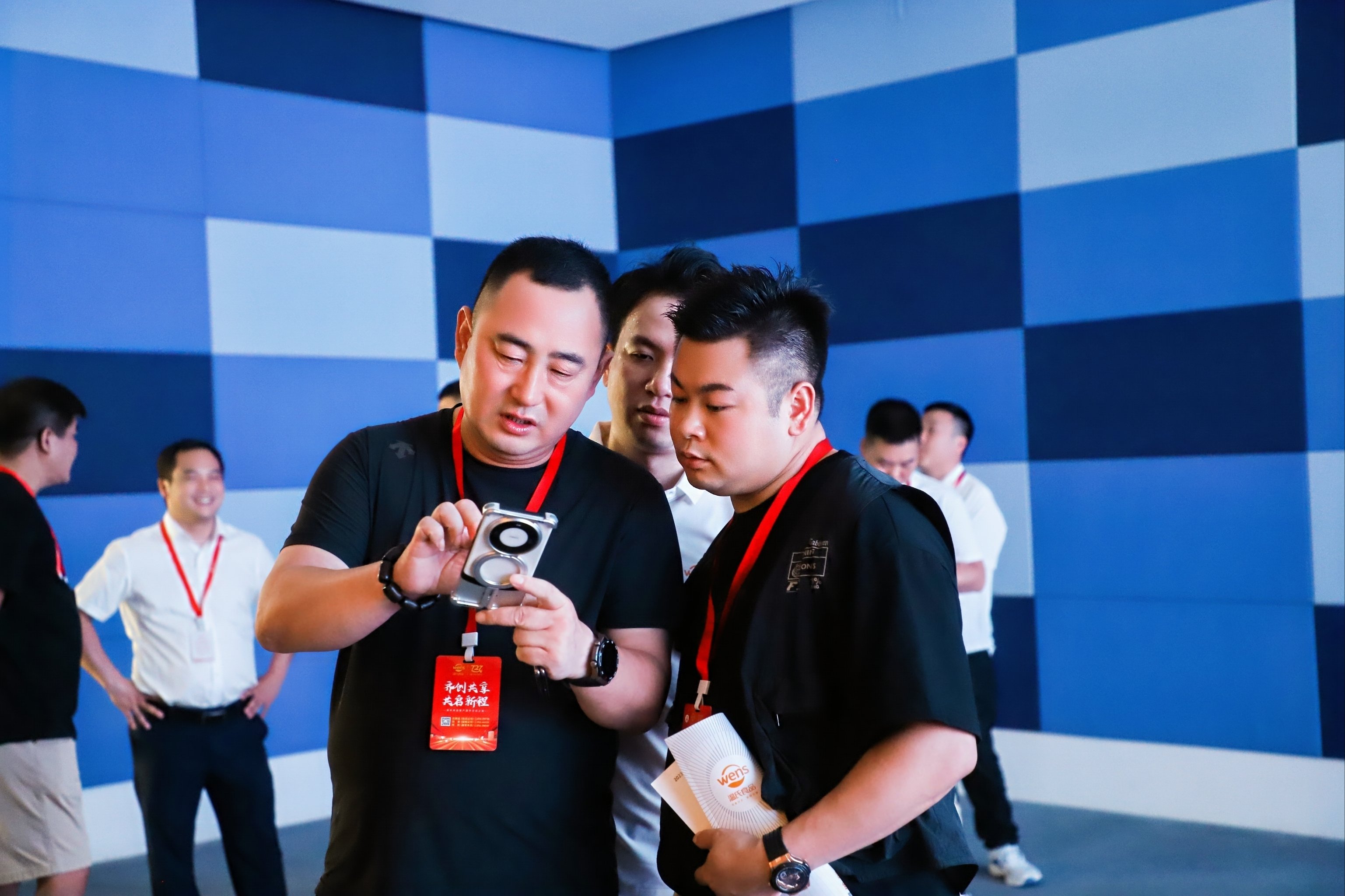 爱游戏体育：团队精神的重要性：如何在比赛中实现默契的简单介绍