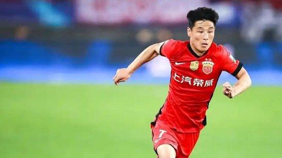 爱游戏体育:武磊留洋“饮水机管理员”?球迷:回来吧,中超需要你!的简单介绍 爱游戏体育:武磊留洋“饮水机管理员”?球迷:回来吧,中超需要你!的简单介绍